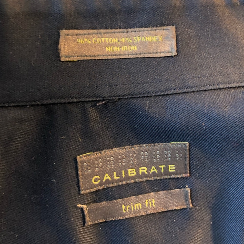 Calibrate slim fit stretch dress shirt in navy - Picture 2 of 3